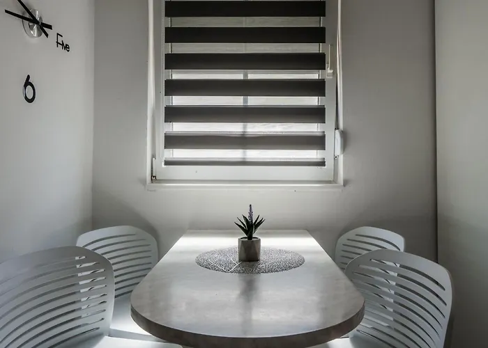 Simic By Interhome 公寓 *