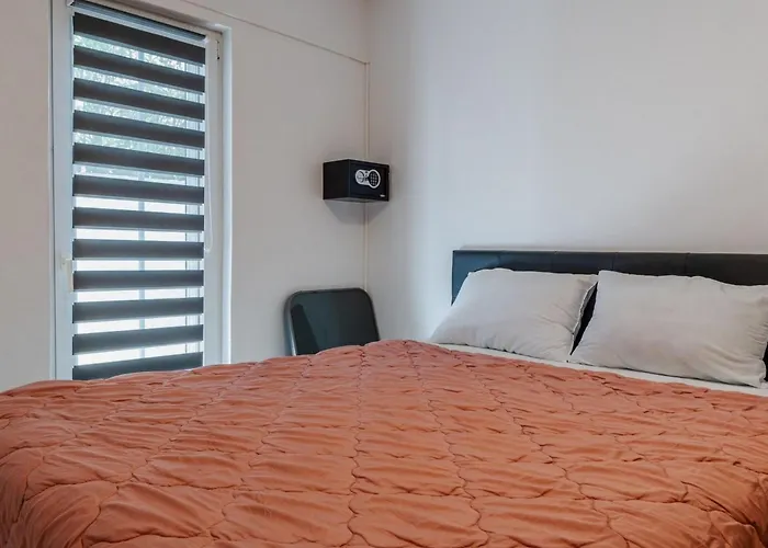 Simic By Interhome 维尔