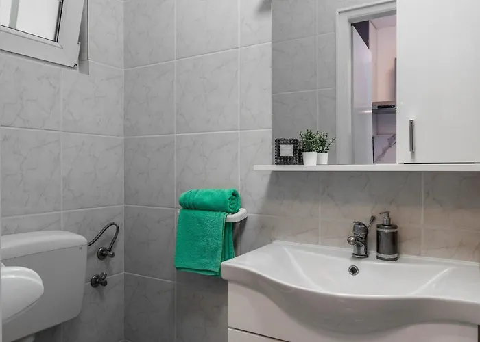 Simic By Interhome 公寓